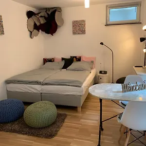 Apartamento Helle Souterrainwohnung Mit Komfort, Múnich
